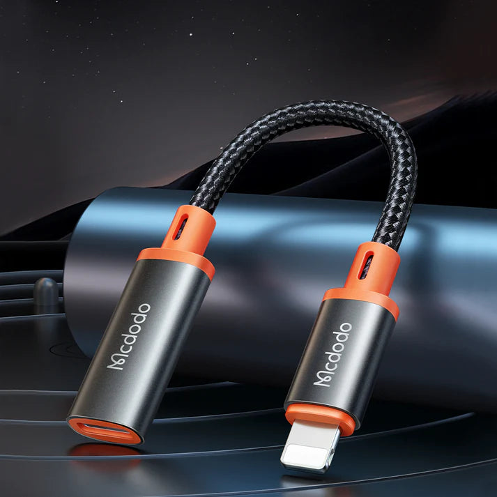 Mcdodo Castle CA-1440 USB-C to Lightning Adapter, 11 cm
