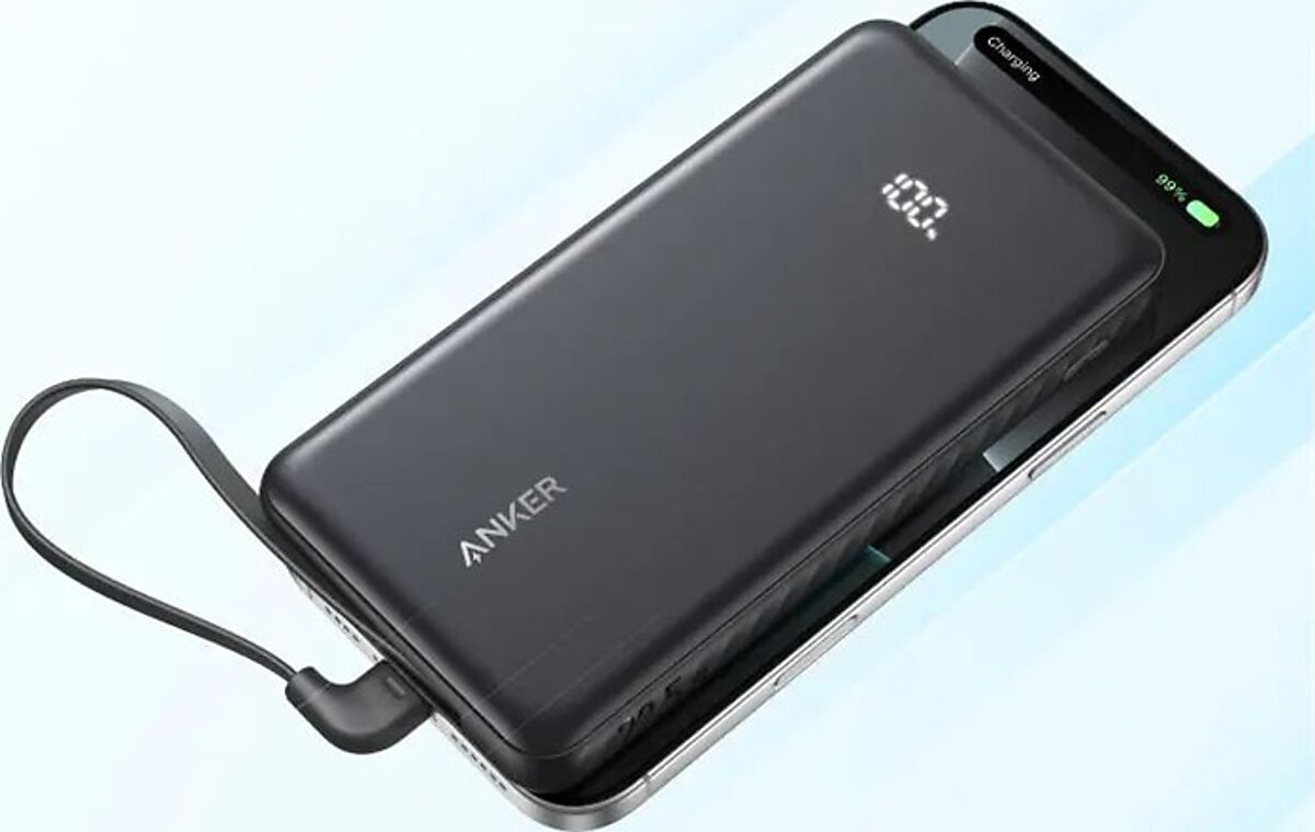 Anker Zolo A110DH11 10000mAh 22.5W Black charging a phone with built-in USB-C cable